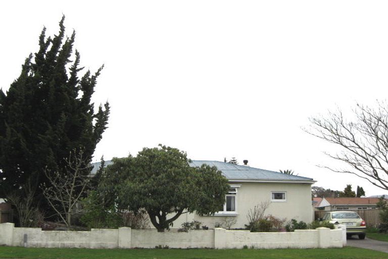 Photo of property in 211 Saint Leonards Avenue, Saint Leonards, Hastings, 4120