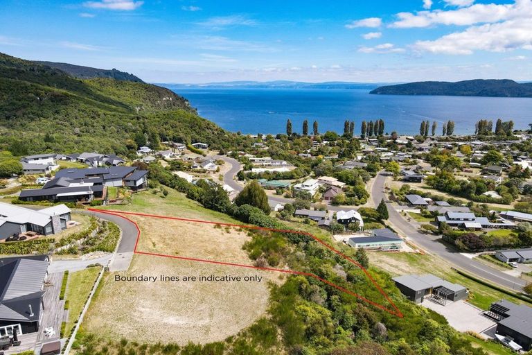 Photo of property in 34 Peregrine Place, Kinloch, Taupo, 3377