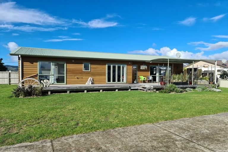 Photo of property in 192 Ngaio Drive, Matarangi, Whitianga, 3592