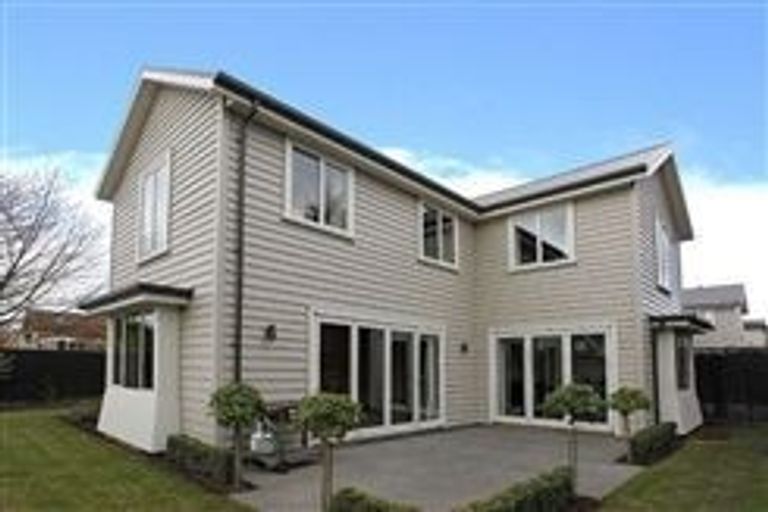 Photo of property in 252 Edgeware Road, Edgeware, Christchurch, 8013