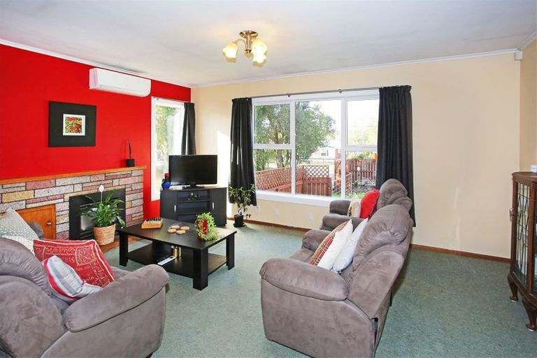 Photo of property in 11 Kayes Road, Pukekohe, 2120