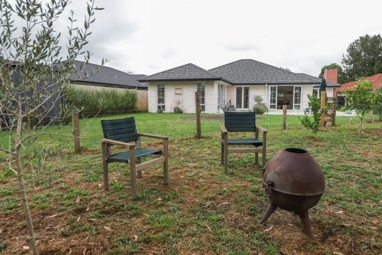 Photo of property in 49 Edgeview Crescent, Fitzroy, Hamilton, 3206