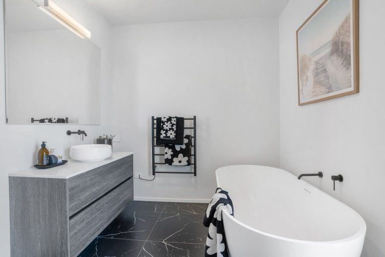 Photo of property in 141 Devereux Road, Winton, 9782