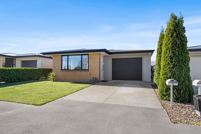 Photo of property in 22 Meyer Crescent, Halswell, Christchurch, 8025
