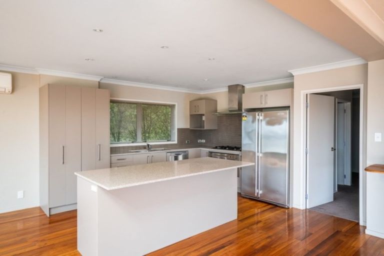 Photo of property in 33 Shera Street, Acacia Bay, Taupo, 3330