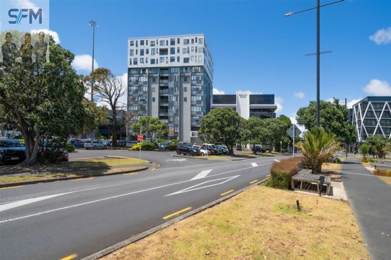 Photo of property in Twin Towers, 1008/17 Putney Way, Manukau, Auckland, 2104