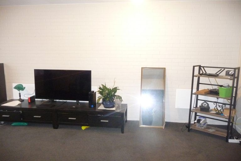 Photo of property in Eden Heights Apartments, 1c/94 Dominion Road, Mount Eden, Auckland, 1024