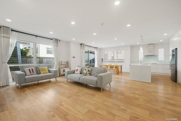 Photo of property in 20 Pennant Street, Long Bay, Auckland, 0630