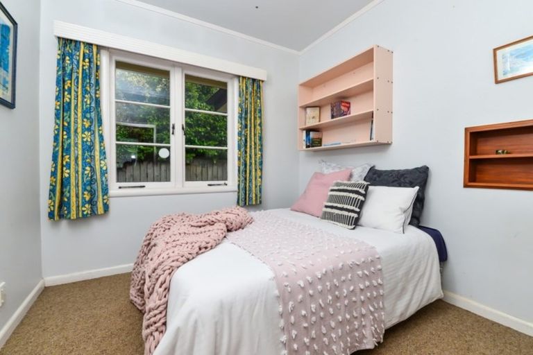 Photo of property in 35 Carey Street, Maeroa, Hamilton, 3200