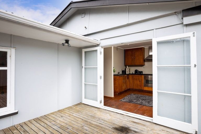 Photo of property in 7 Lorna Street, Lynmouth, New Plymouth, 4310