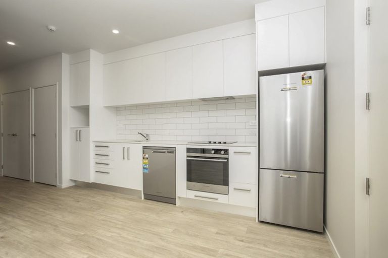 Photo of property in 103/165 Lake Road, Northcote, Auckland, 0627