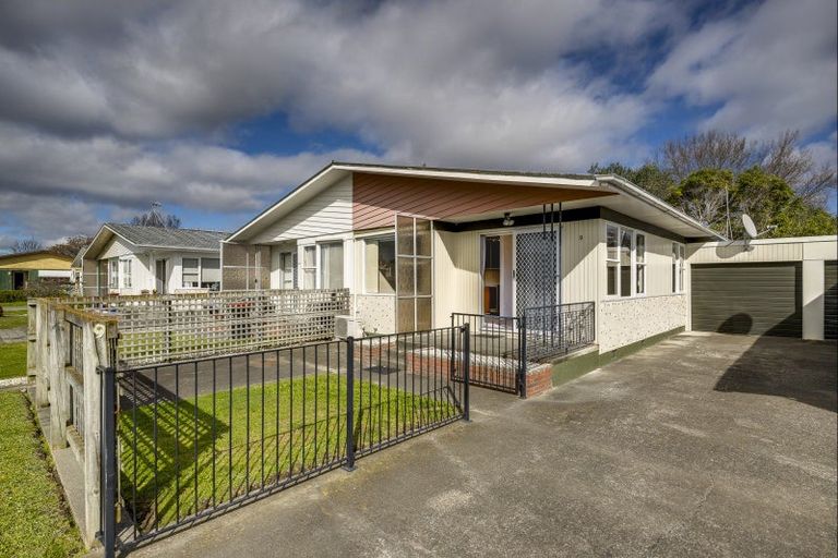 Photo of property in 9/90 Gloucester Street, Greenmeadows, Napier, 4112