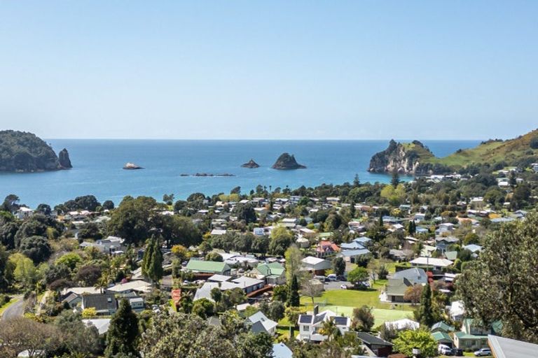 Photo of property in 8 Patricia Place, Hahei, Whitianga, 3591