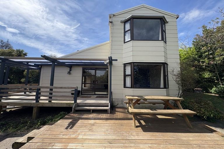 Photo of property in 1/54 Muritai Crescent, Havelock North, 4130