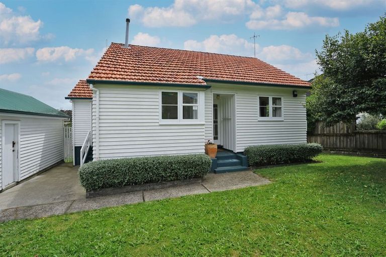 Photo of property in 27 Bledisloe Terrace, Hamilton East, Hamilton, 3216