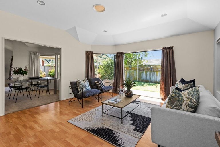 Photo of property in 6 Malbec Way, Greenmeadows, Napier, 4112