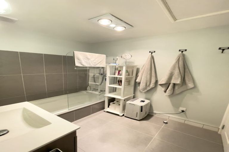 Photo of property in 5 Molyneux Avenue, Cromwell, 9310