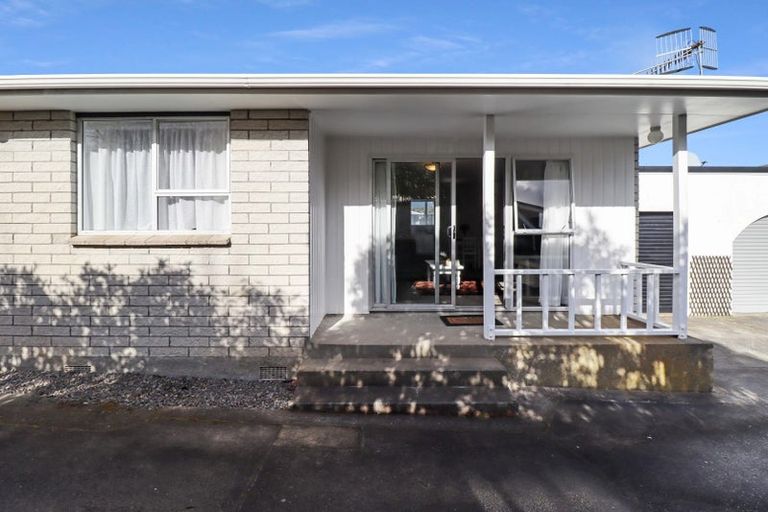 Photo of property in 35a Roband Crescent, Brown Owl, Upper Hutt, 5018