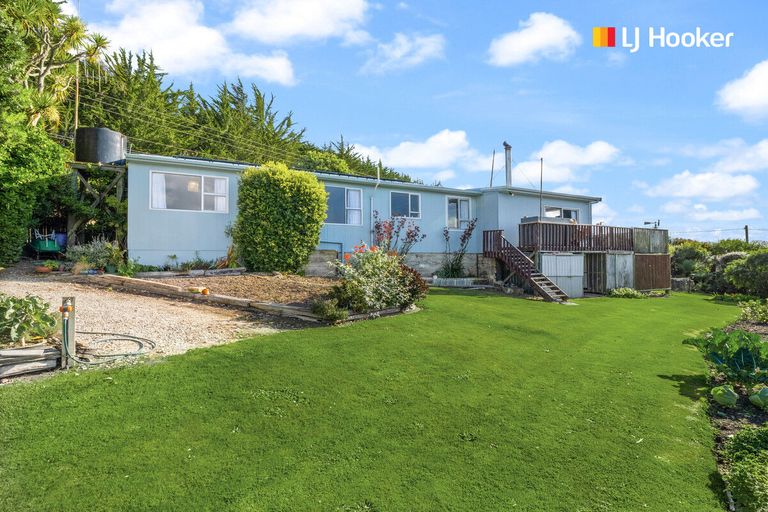 Photo of property in 156 Shag Point Road, Shag Point, Palmerston, 9482