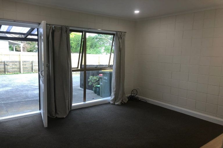 Photo of property in 1/35 Trentham Road, Papakura, 2110
