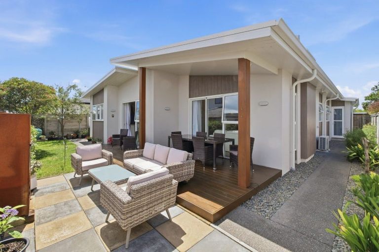 Photo of property in 24 Coast Boulevard, Papamoa Beach, Papamoa, 3118
