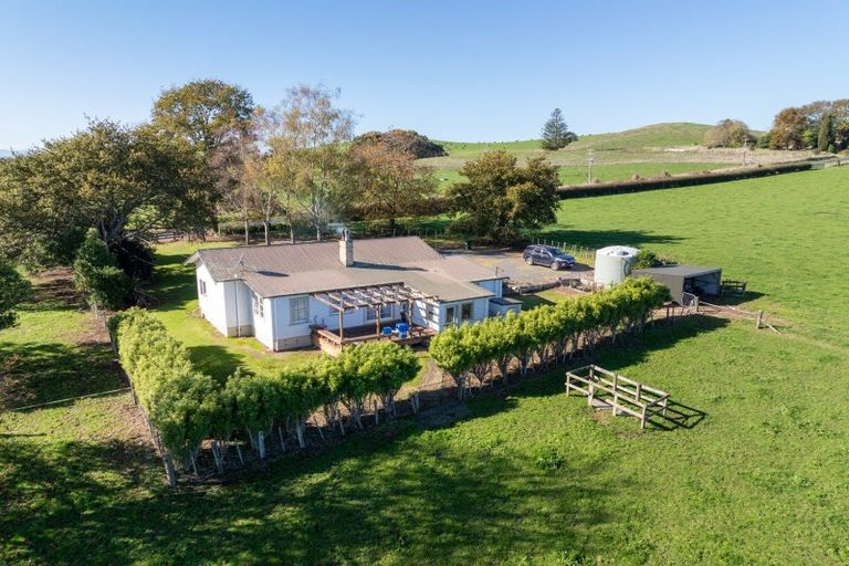 Photo of property in 24 Waterworks Road, Westport, 7892