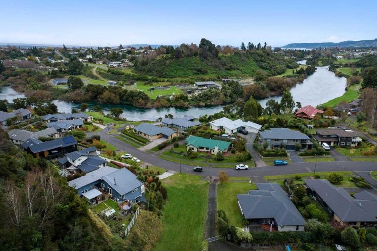 Photo of property in 91 Hindmarsh Drive, Rangatira Park, Taupo, 3330