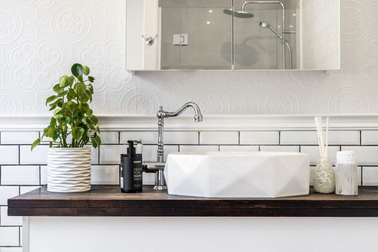 Photo of property in 1539 State Highway 16, Helensville, 0875