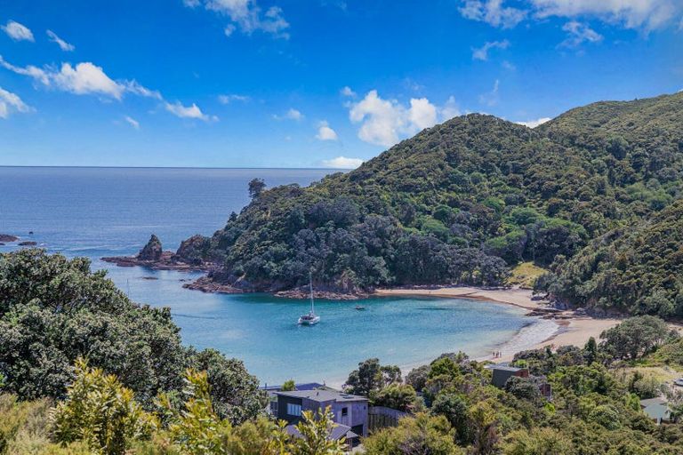 Photo of property in 961 Tuateawa Road, Waikawau, Coromandel, 3584