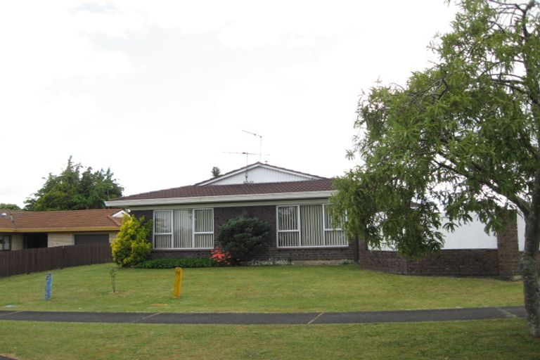 Photo of property in 7 Syntax Place, Conifer Grove, Takanini, 2112