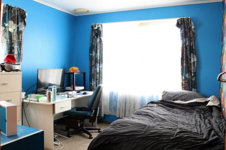 Photo of property in 15 Awatea Street, Levin, 5510