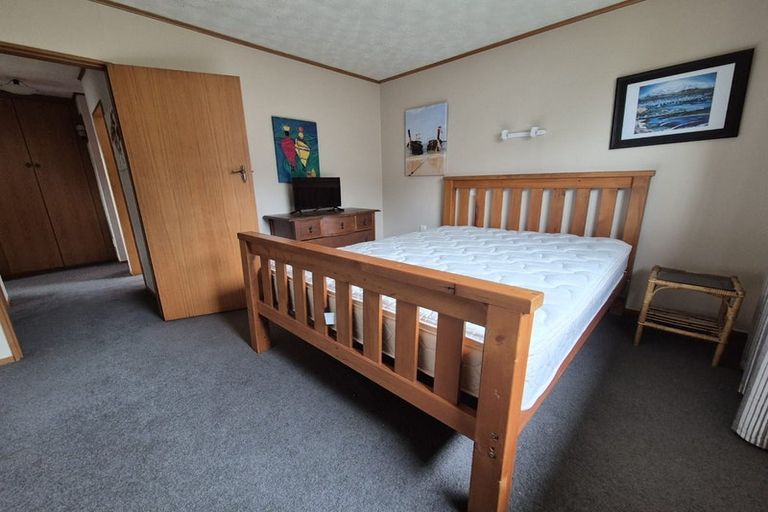 Photo of property in 73 Devon Street, Picton, 7220