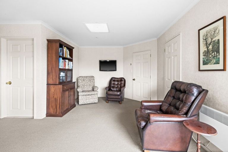 Photo of property in 11 Kingsgate Row, Havelock North, 4130