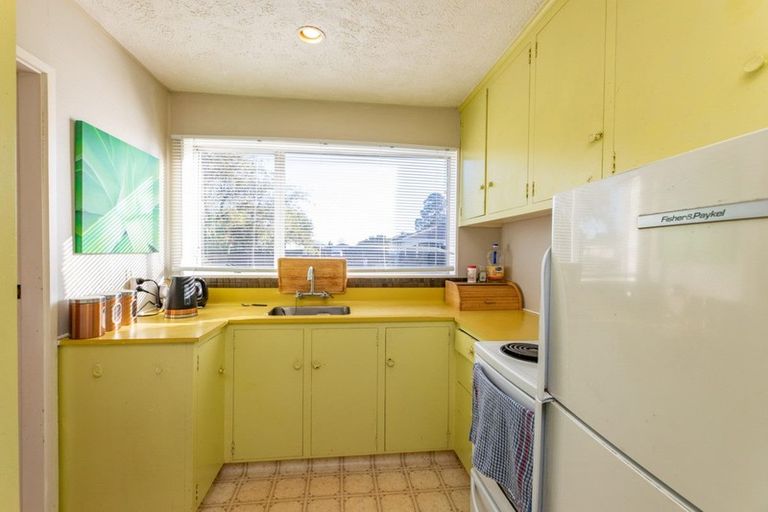 Photo of property in 1/48 Chipping Lane, Redwood, Christchurch, 8051