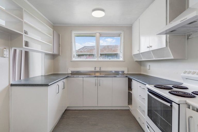 Photo of property in 10 Bland Place, Otara, Auckland, 2023