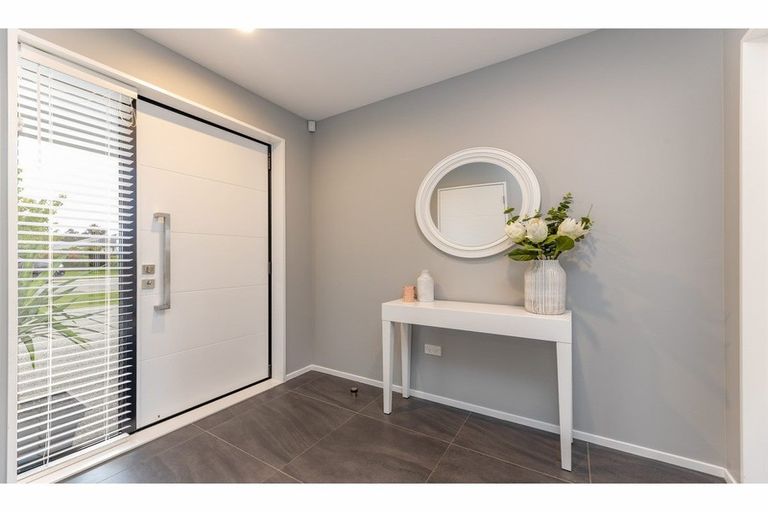 Photo of property in 23 Carpenter Drive, Prebbleton, 7604