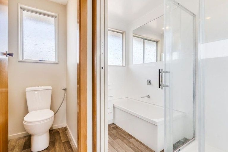 Photo of property in 48 Kent Lodge Avenue, Avonhead, Christchurch, 8042