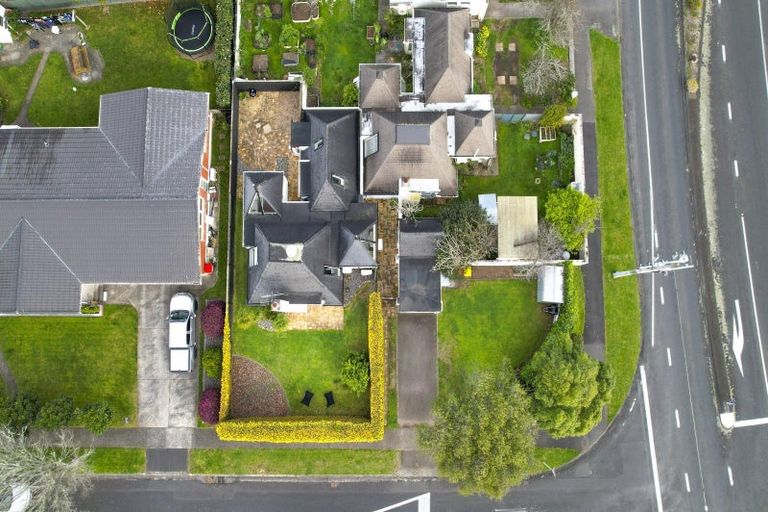 Photo of property in 2 Marnane Terrace, St Andrews, Hamilton, 3200