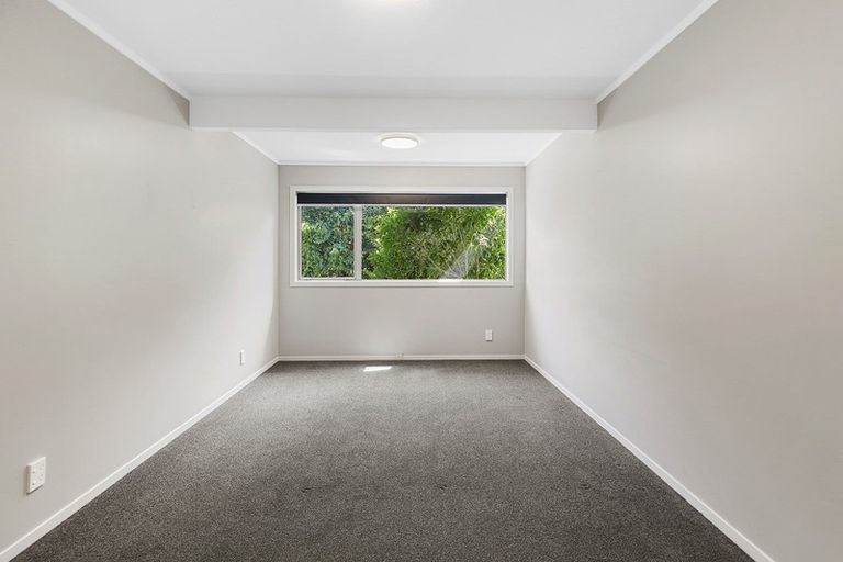 Photo of property in 27 Izard Road, Khandallah, Wellington, 6035