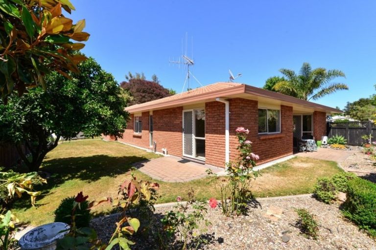 Photo of property in 3 Halcione Close, Flagstaff, Hamilton, 3210