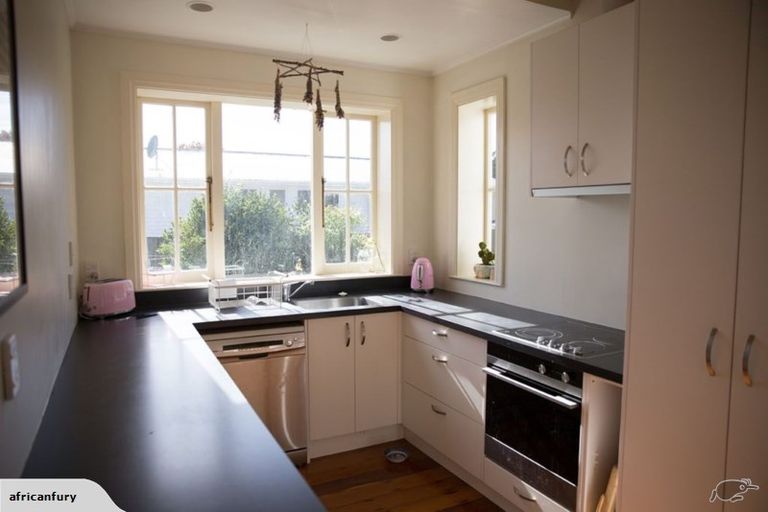 Photo of property in 6 Main Street, Greytown, 5712