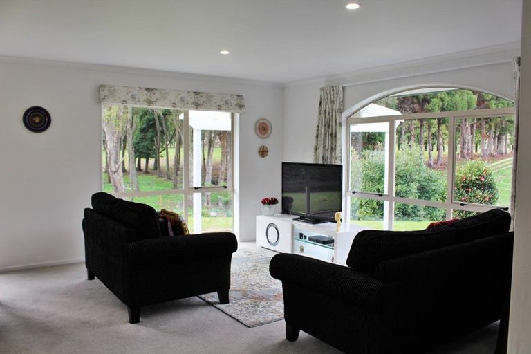 Photo of property in 8844a Paeroa Kopu Road, Puriri, Thames, 3578