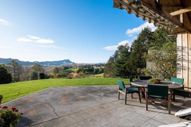 Photo of property in 39 Raratu Road, Kahuranaki, Havelock North, 4295