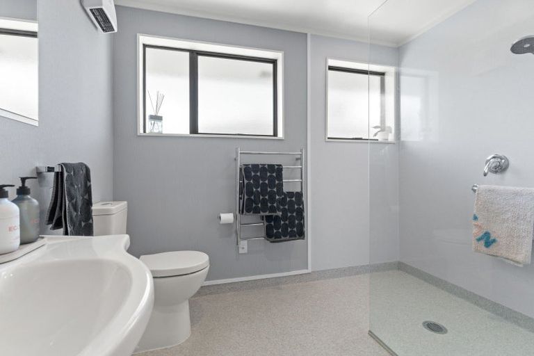 Photo of property in 1 Cobham Place, Solway, Masterton, 5810