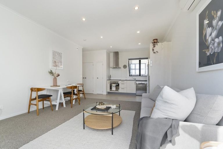 Photo of property in 9 Onekiritea Road, Hobsonville, Auckland, 0616