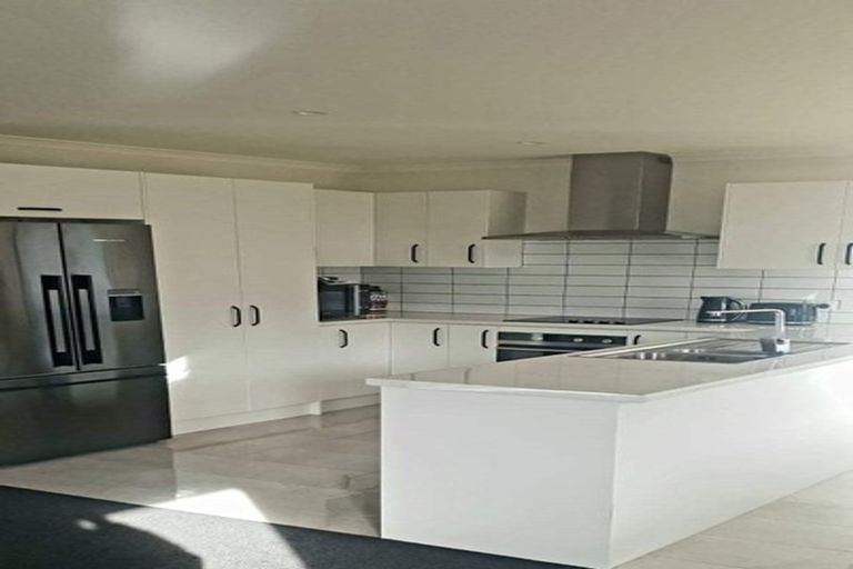 Photo of property in 16 Magnolia Crescent, Tawhero, Whanganui, 4501