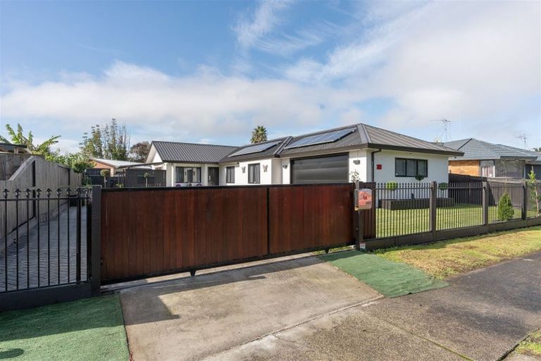 Photo of property in 14 Aldershot Place, Nawton, Hamilton, 3200