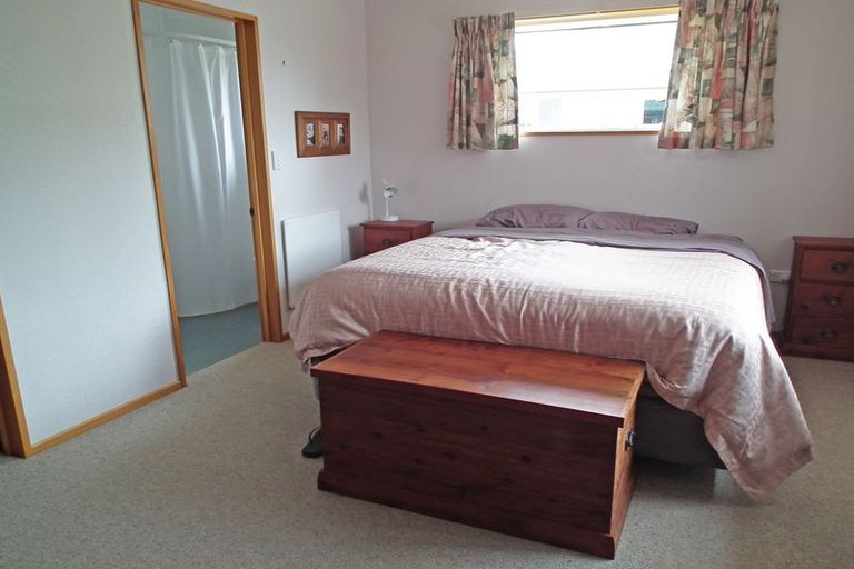 Photo of property in 14 Hannah Place, Holmes Hill, Oamaru, 9401