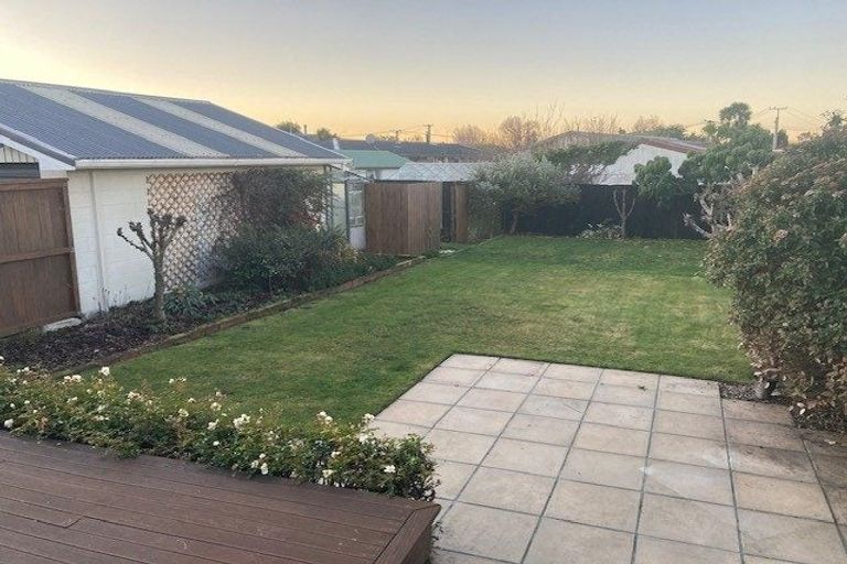 Photo of property in 48 Martbern Crescent, Bishopdale, Christchurch, 8053