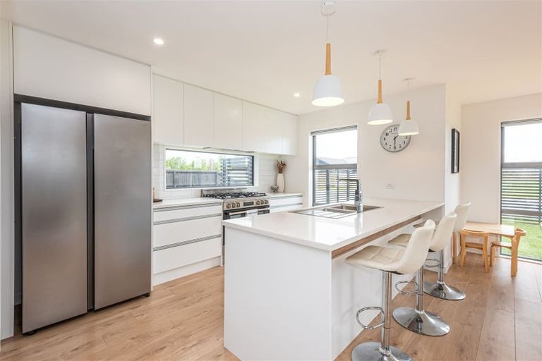 Photo of property in 11 Merino Crescent, Amberley, 7410